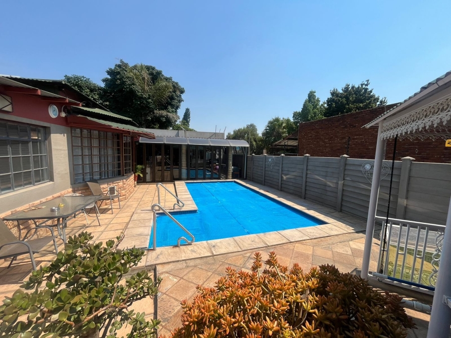 4 Bedroom Property for Sale in Bodorp North West